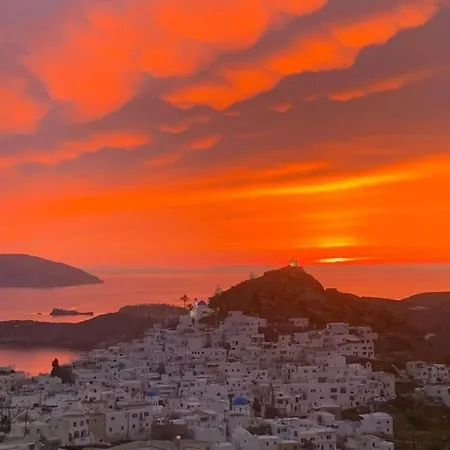 πανοραμικό ηλιοβασίλεμα Apartment Chora (Ios)